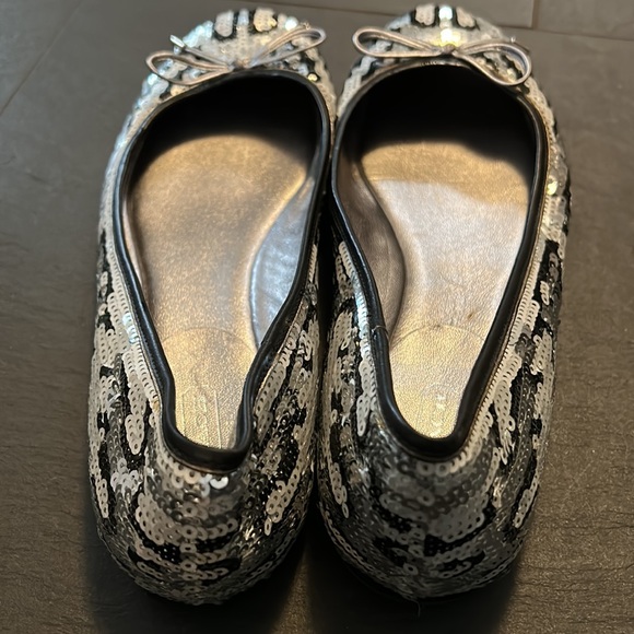 Coach silver sequin ballet flats size 7b - Picture 2 of 9